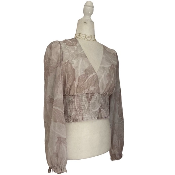 Aritzia Wilfred Reign Smocked Wrap Crop Blouse Leaf Print - Picture 3 of 6